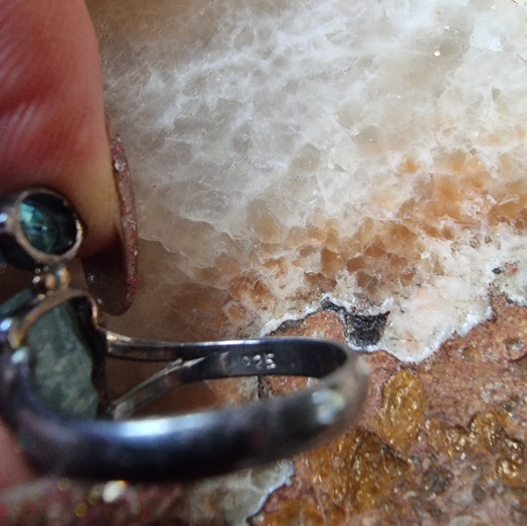 Vintage Blue Topaz & Raw Aquamarine Sterling Silver Ring - Picture 5 of 6